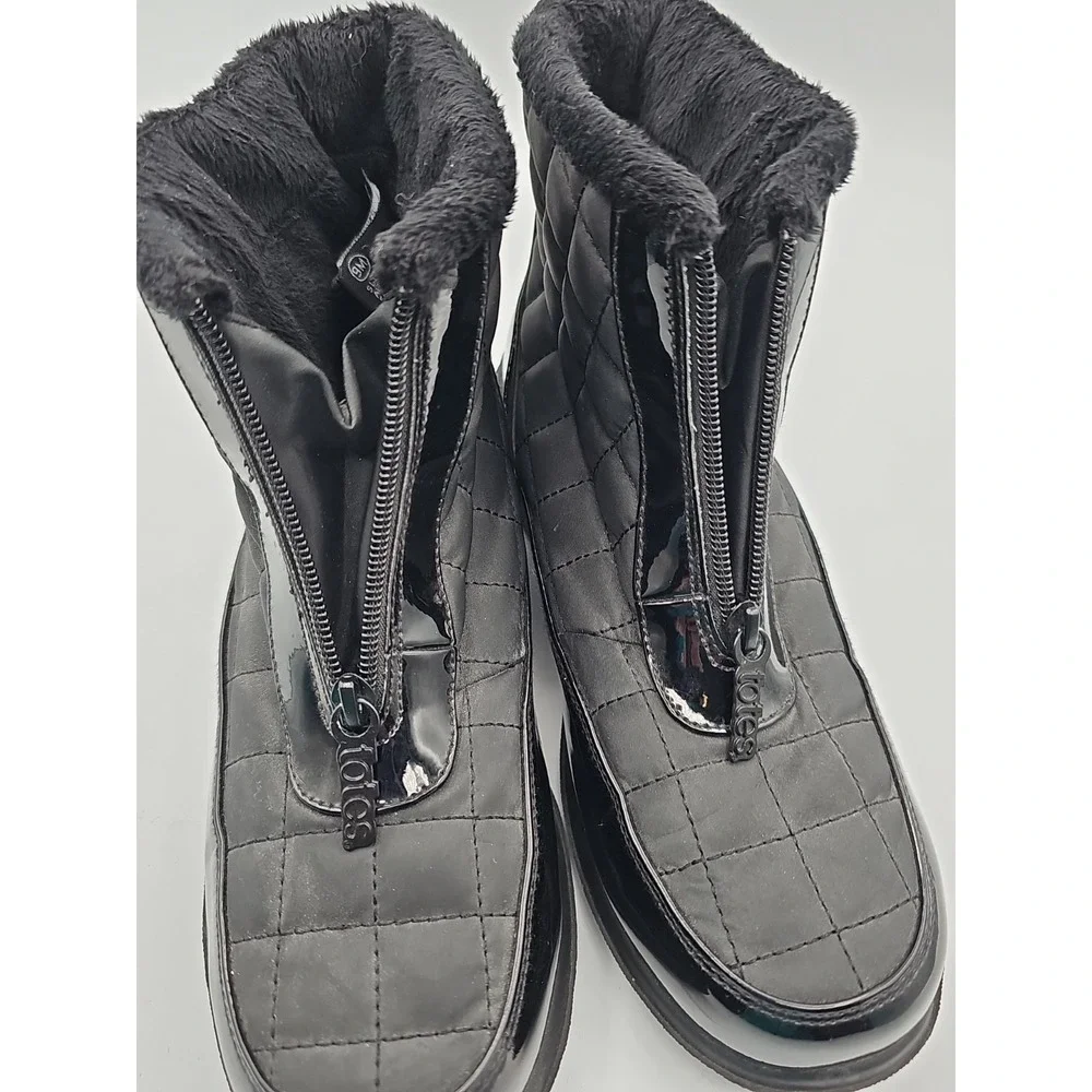 Totes Women's Quilted Winter Boots Black Faux Fur Zip Insulated Size 9 M